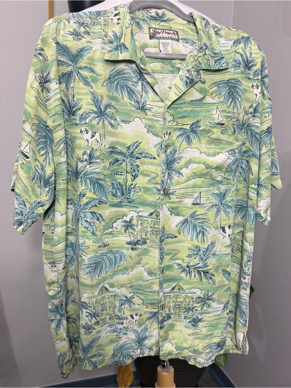 Big Dogs Resort Wear Men’s Large 100% Silk Hawaiian Shirt Tropical Palm Dog